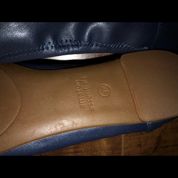 3/15 Amazon essentials flats size 9 NWT - Picture 3 of 7